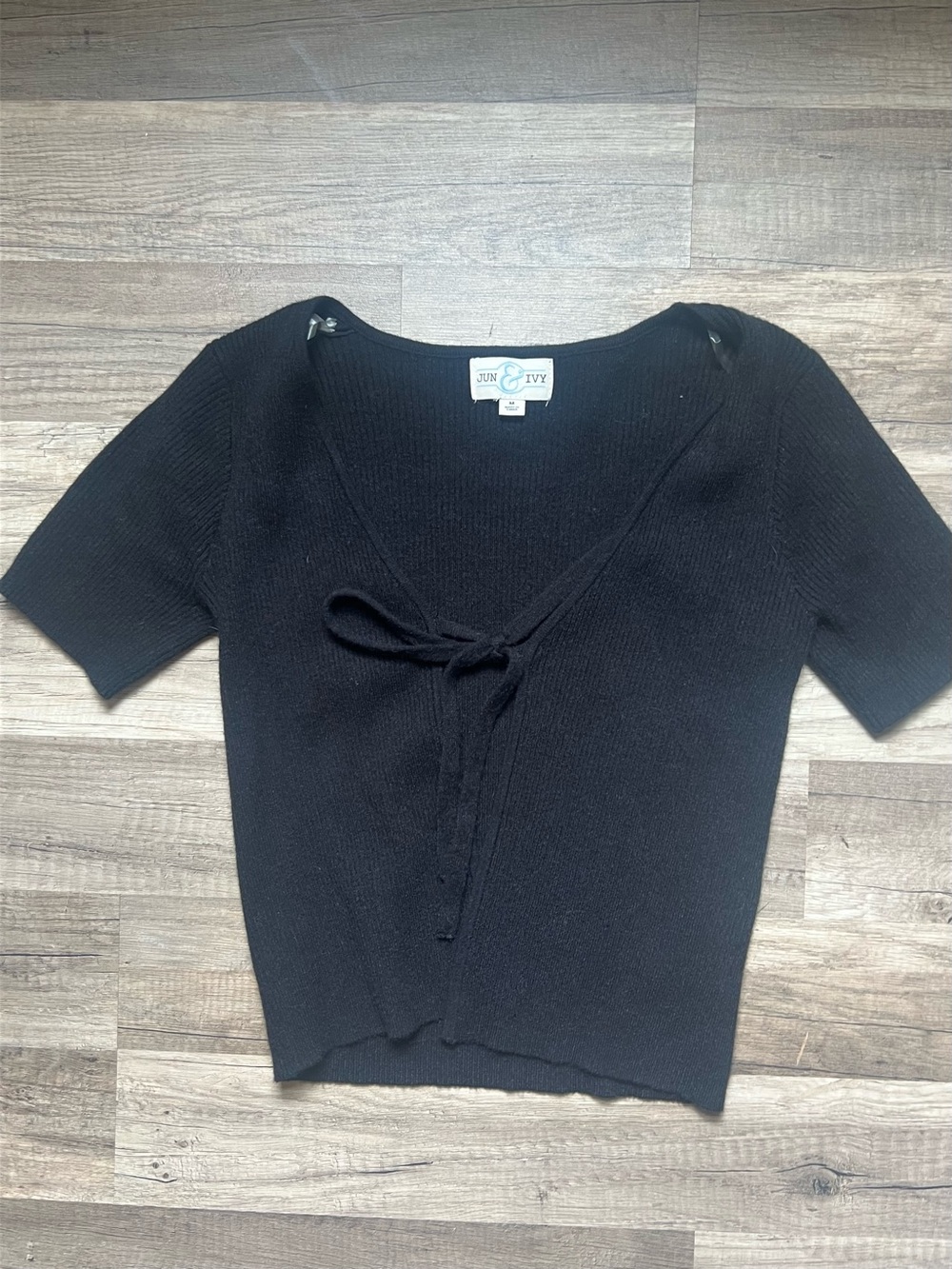 June & Ivy Black Short Sleeve Tie-Front Knit Top